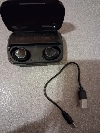 Auriculares inalámbricos negros