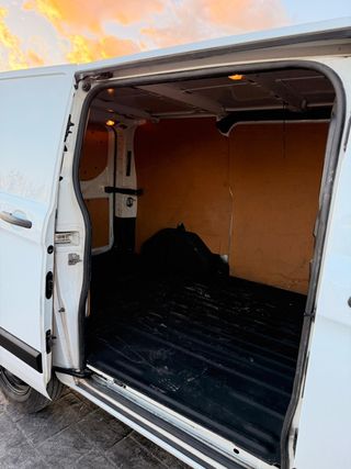 Ford Transit Custom Van 2.0 TDCI 125kW 290 L1 Sport