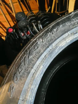 Neumáticos Pirelli Slicks 17