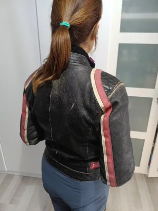 Chaqueta Cuero Mille Miglia colección.