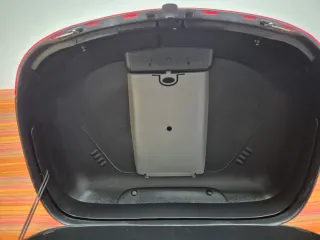 Baúl Maleta para Moto, marca SHAD Burgman 650