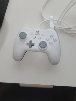 Mando Pro Nintendo Switch Blanco