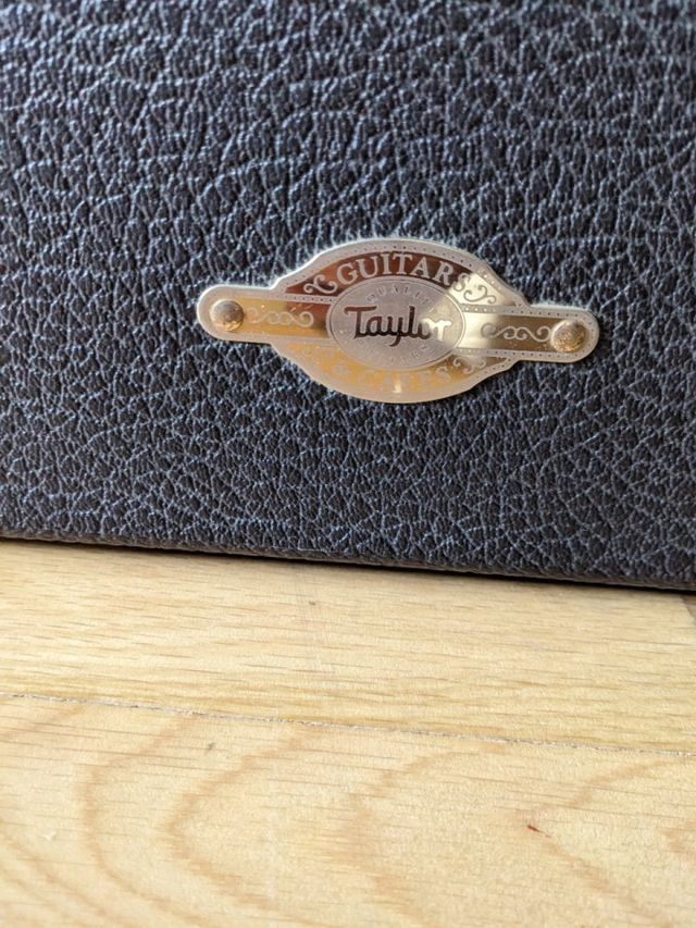 Estuche Taylor Deluxe