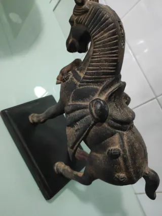 Figura decorativa de caballo