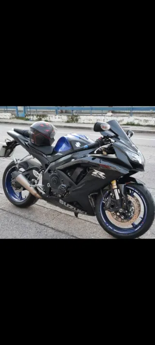 Suzuki GSXR 600 diciembre 2008