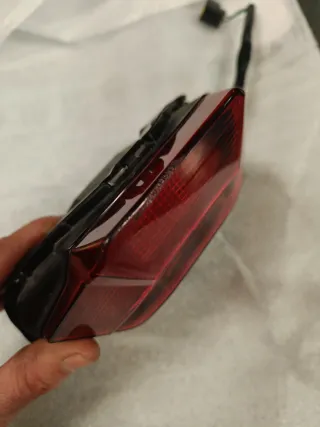 Piloto trasero Honda X-adv 350