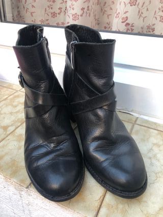 Botines de piel negros Sergiotti