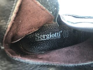 Botines de piel negros Sergiotti