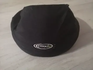 Protector cuello kart infantil negro