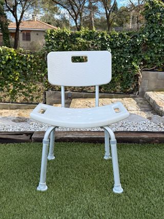 Silla de ducha con respaldo
