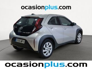 Toyota Aygo X Cross 1.0 VVT-I Play 53 kW (72 CV)