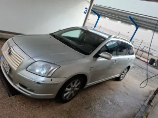 Toyota Avensis 2005