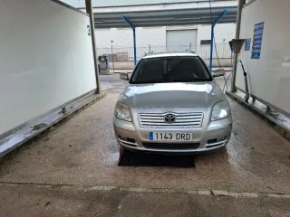 Toyota Avensis 2005