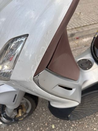 Piaggio Beverly 300 Scooter.