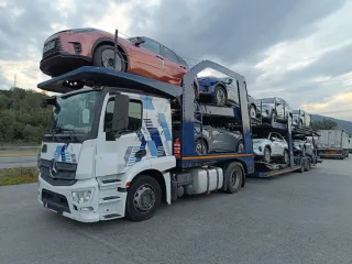 vendo conjunto portacoches Mercedes+lohr