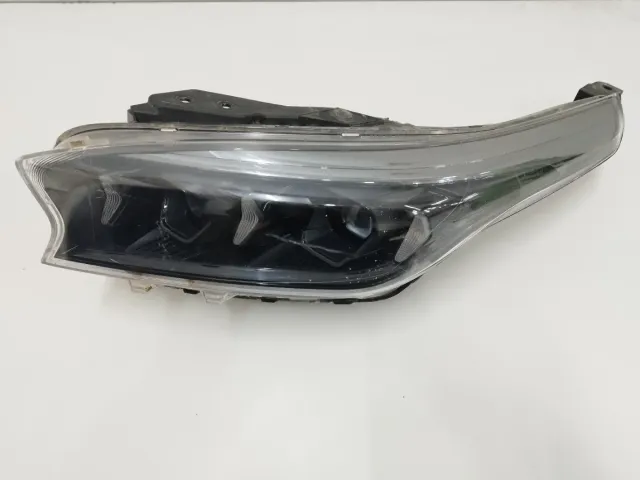 Faro Izquierdo Kia Xceed