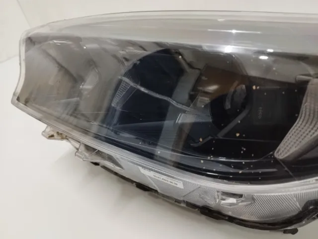 Faro Izquierdo Kia Xceed