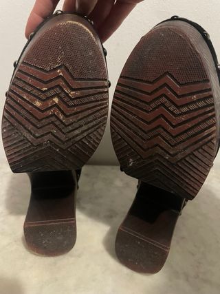 Botines plataforma tacón piel tachuelas