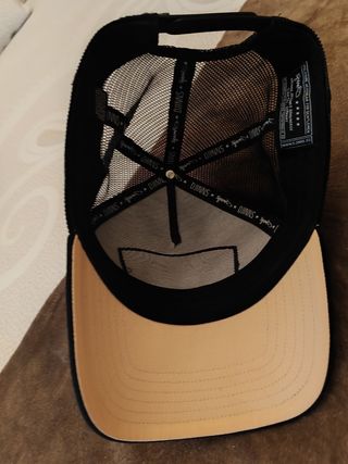 Gorra Djinn's Negra y Beige