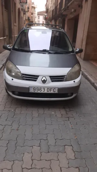Renault Grand Scenic 2004