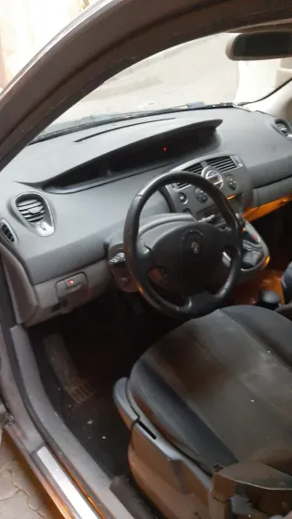 Renault Grand Scenic 2004