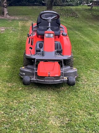 Cortacésped Husqvarna Rider R216T AWD