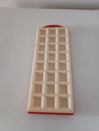 Formina Ravioli Plastica Beige/Rosso