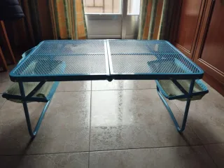 Mesita plegable azul para playa/campo