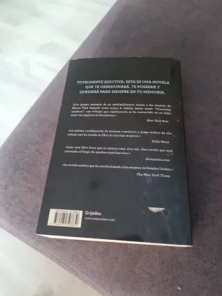 CINCUENTA SOMBRAS DE GREY