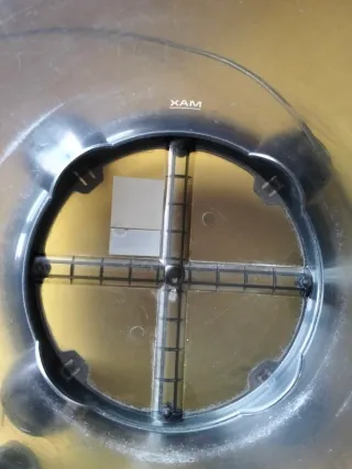 Aspiradora Cubo con Ruedas