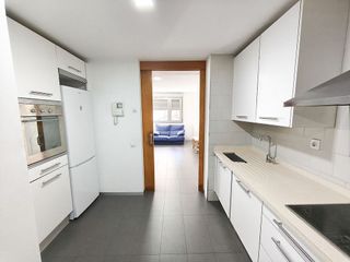 Piso en alquiler en Santa Catalina - Canteras en Palmas de Gran Canaria(Las)