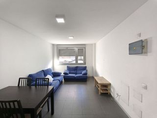 Piso en alquiler en Santa Catalina - Canteras en Palmas de Gran Canaria(Las)