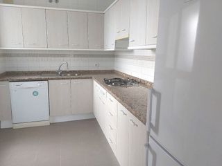 Piso en alquiler en Huerta del Pilar en Sevilla