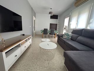 Piso en alquiler en Colores - Entreparques en Sevilla