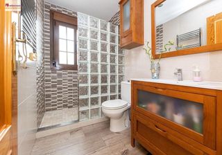 Casa adosada en venta en Otura