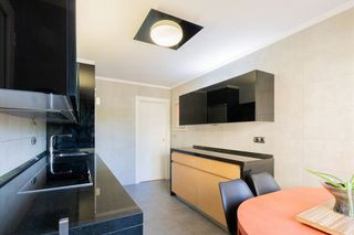 Piso en alquiler en Ermitagaña - Mendebaldea en Pamplona