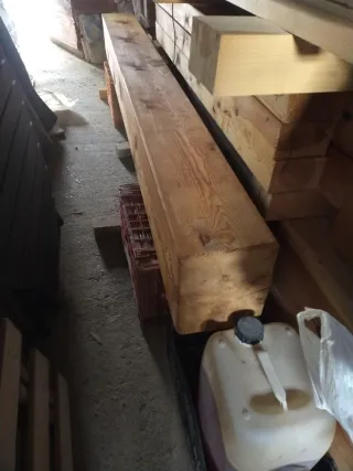 Jacena de madera maciza