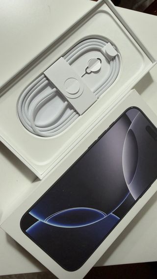 iPhone 16 Pro Max 256GB Space Gray