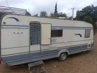 Caravana con papeles