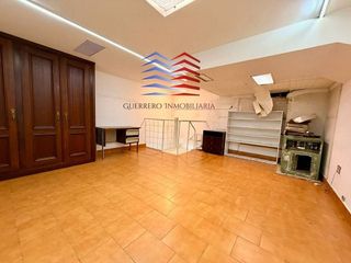 Local comercial en alquiler en Centro en Ourense