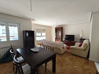 Piso en alquiler en Las Viñas en Zamora