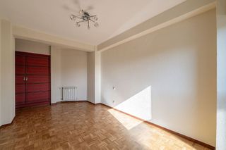 Piso en alquiler en Vinateros en Madrid