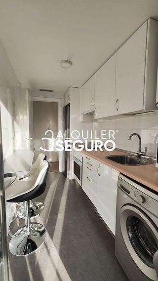 Ático en alquiler en Berruguete en Madrid