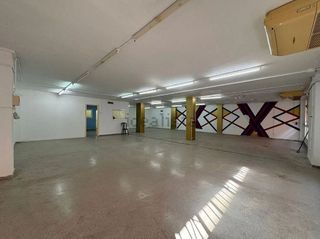 Local comercial en venta en Centre en Hospitalet de Llobregat, L´