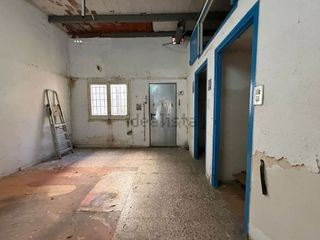 Local comercial en venta en Centre en Hospitalet de Llobregat, L´