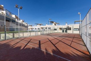 Casa adosada en venta en San Francisco - Chorillo en Gabias (Las)