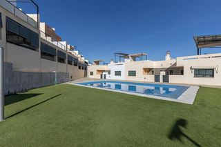 Casa adosada en venta en San Francisco - Chorillo en Gabias (Las)