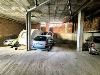 Garaje en venta en Loja