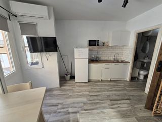 Edificio en venta en Carolinas Bajas en Alicante