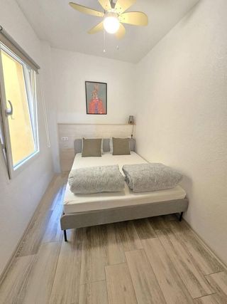 Edificio en venta en Carolinas Bajas en Alicante